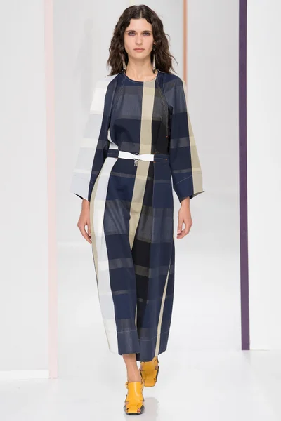 Look 22